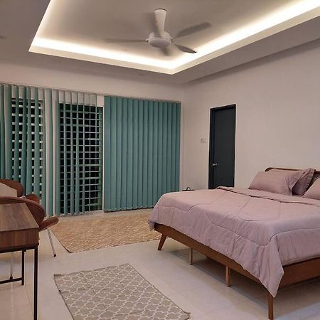Yong Guesthouse Kuala Kangsar Exteriör bild