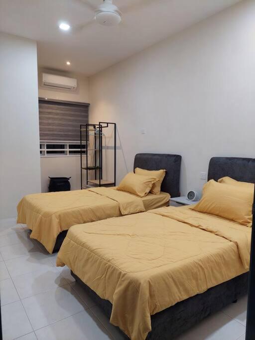 Yong Guesthouse Kuala Kangsar Exteriör bild